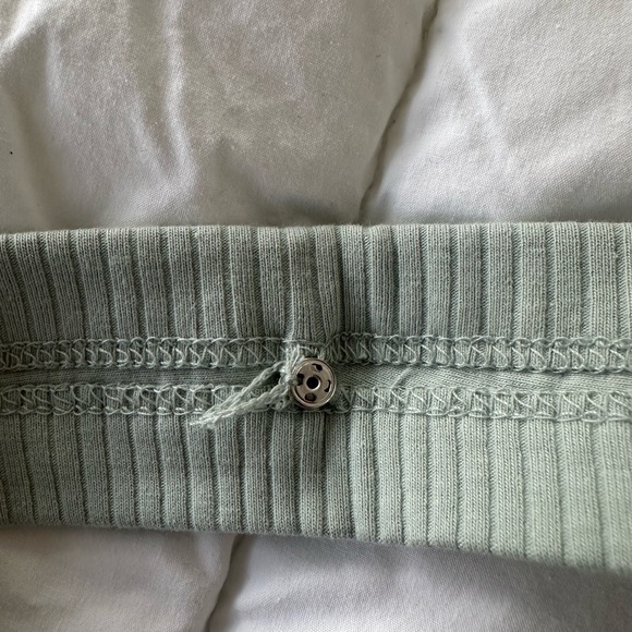 Madewell The Tailored Crop Tank in Sleekhold - Picture 6 of 8